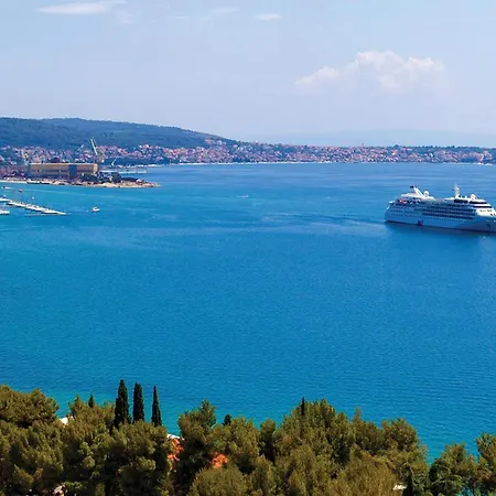 Amazing Apartment In Okrug Gornji With Wifi Apartment Trogir