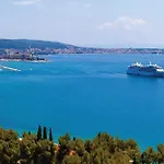 Apartment Bulicica Bok III Apartment Trogir